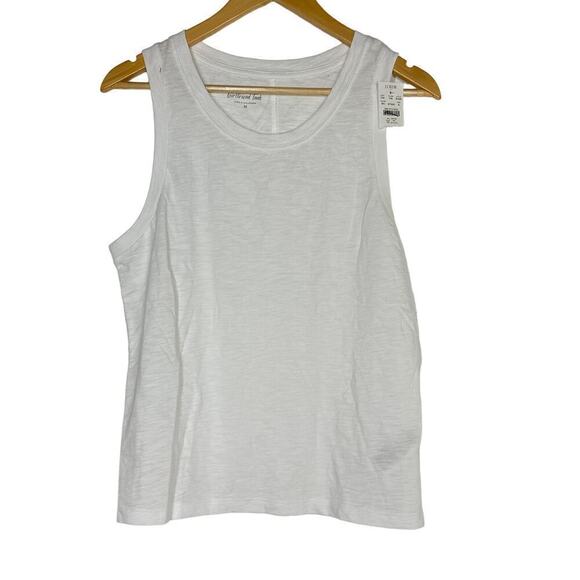 J. Crew Girlfriend Tank Top Sleeveless Crew Neck 100% Cotton White NWT Medium - Picture 3 of 10